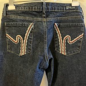 COH low rise stretch bootcut jeans…beautiful embroidered pockets…crochet H 234…
